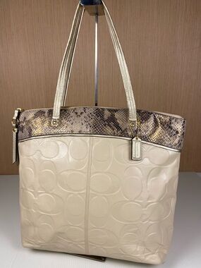 Coach Laura Embossed Exotic Tote F19696 Cream Python Trim Leather Shoulder Bag